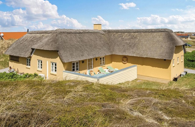 Preciosa casa en Hvide Sande con sauna