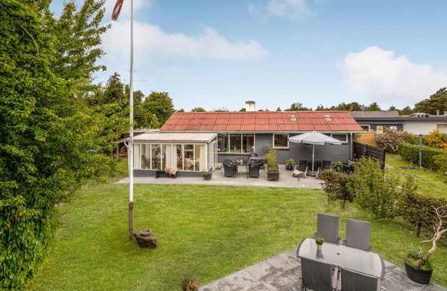 Lovely Home In Juelsminde With Kitchen