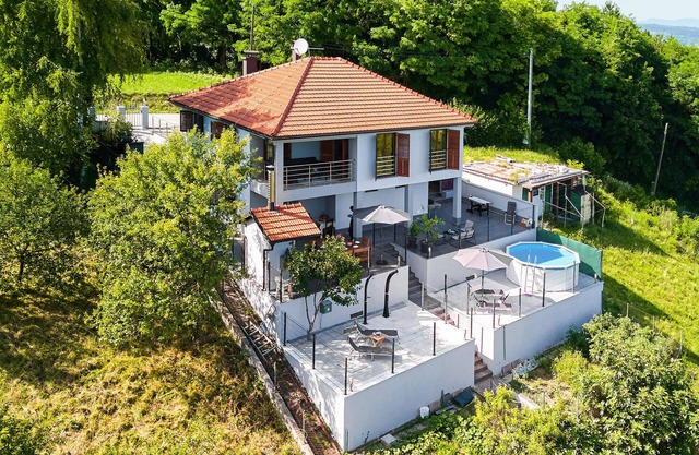 Impresionante casa en Kladje con cocina