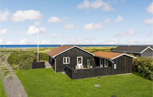 Lovely Home In Løgstør With Kitchen
