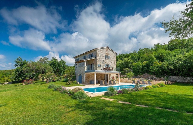 Preciosa casa en Labin - Rabac