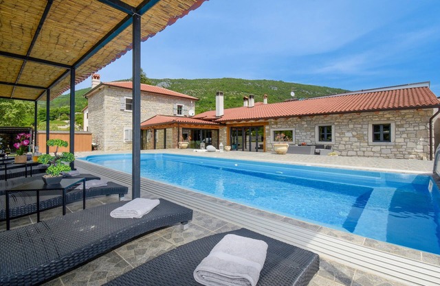 Villa Tina