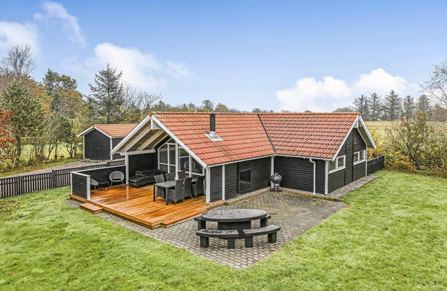 Preciosa casa en Oksbøl con sauna