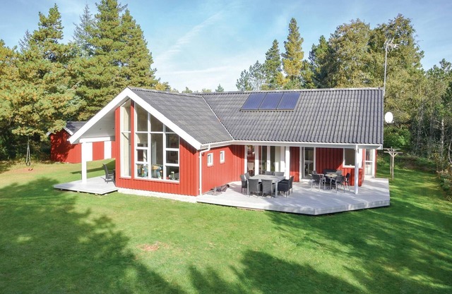 Preciosa casa en Oksbøl con sauna