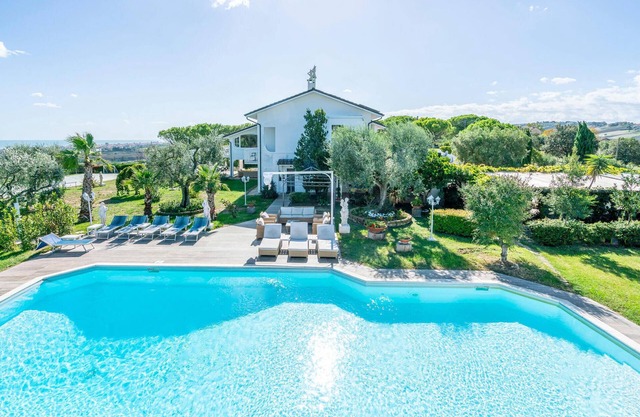 Preciosa casa en S.Costanzo (PU)