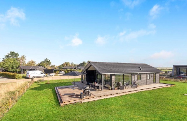 Lovely Home In Slagelse With Kitchen