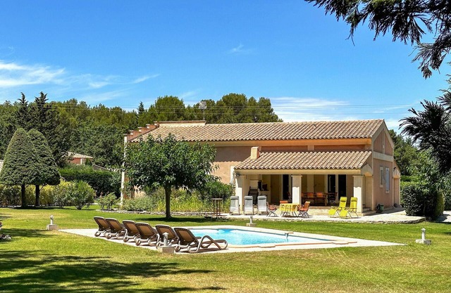 Preciosa casa en St. Cannat