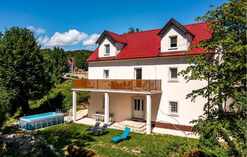 Lovely Home In Zlobin With Sauna