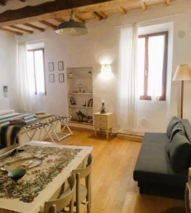 Lovely Home - Spazio per le biciclette in casa