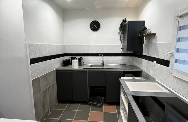 Lovely house 15 minutes from CDG airport, 10 minutes from the exhibition center
