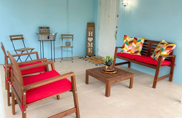 Lovely Miami Apartment with Spacious Backyard!