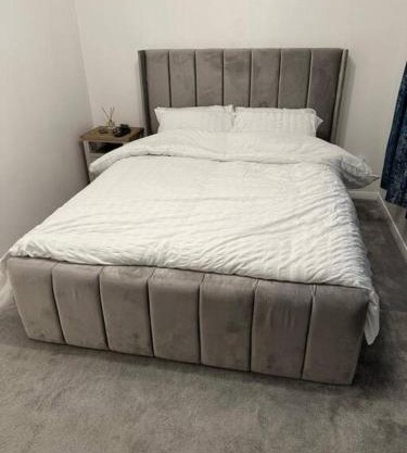 Lovely Modern One bedroom Flat close to station