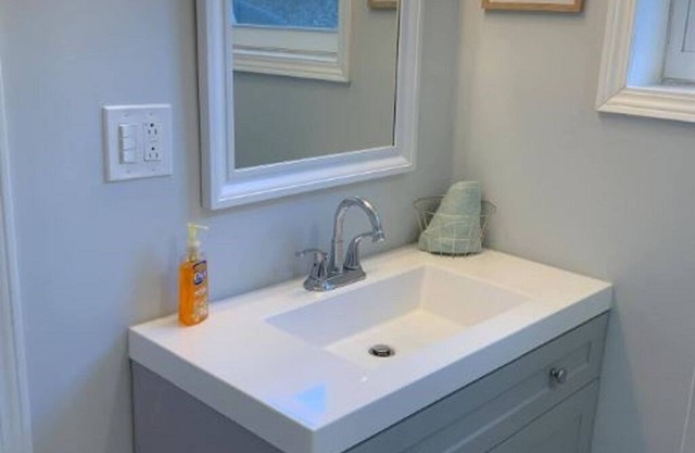 Lovely One Bedroom Apt 5 Minutes From Airport