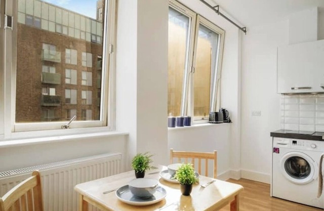 Lovely private spacious studio
