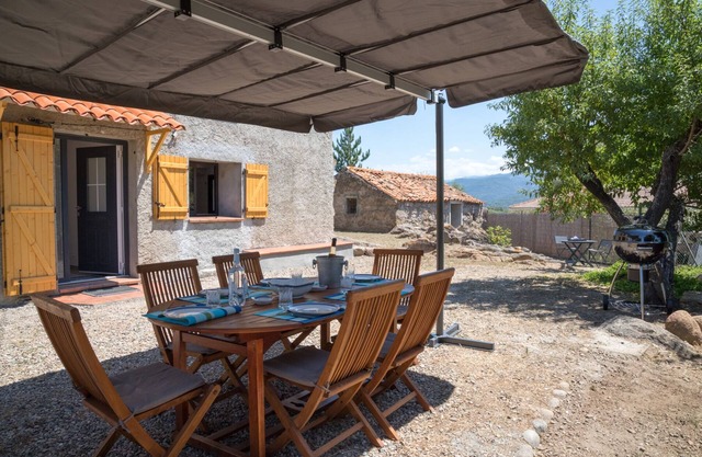 Lovely, quiet house in the countryside close to many beaches