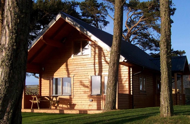 Alojamiento de 3 habitaciones en Balintore