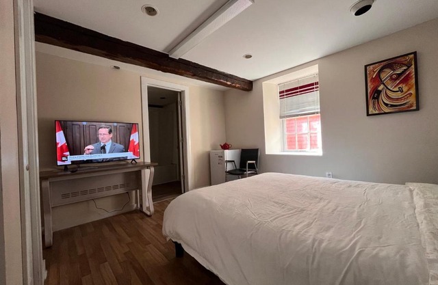 Lovely single room 5 minutes walk from ocean