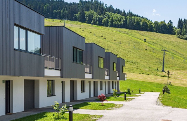 Lovely spacious house with sauna by the slopes