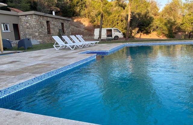 Lovely Stonehouse with Pool and Backyard in Izmir