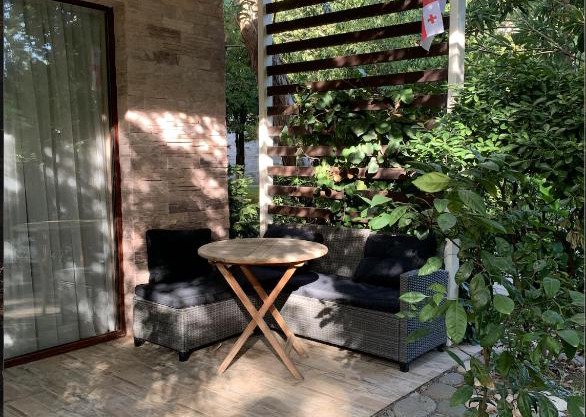 Lovely studio by the sea with a terrace