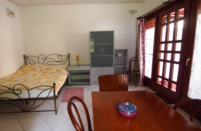 Lovely Studio Marija, right by the Spas!
