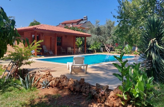Lovely Summer House with Shared Pool in Kepez
