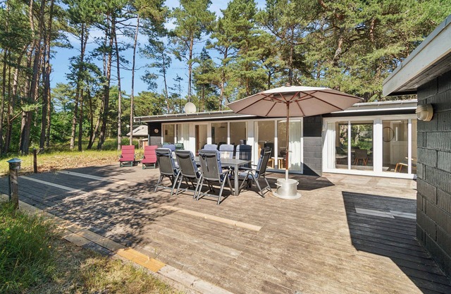 Lovely summer house with sauna and terrace