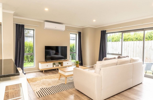 Lovely Townhouse Recently renovated