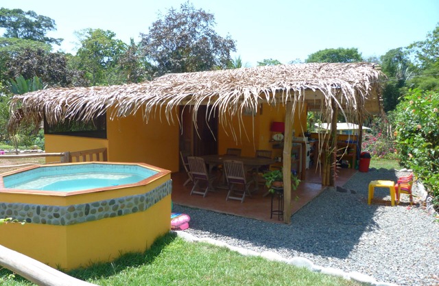 preciosa casa tropical