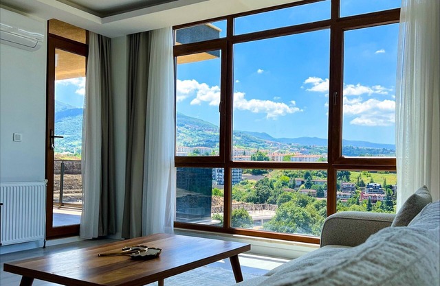 Lovely View 3 Bed Apartment - Close Sahil Izmit