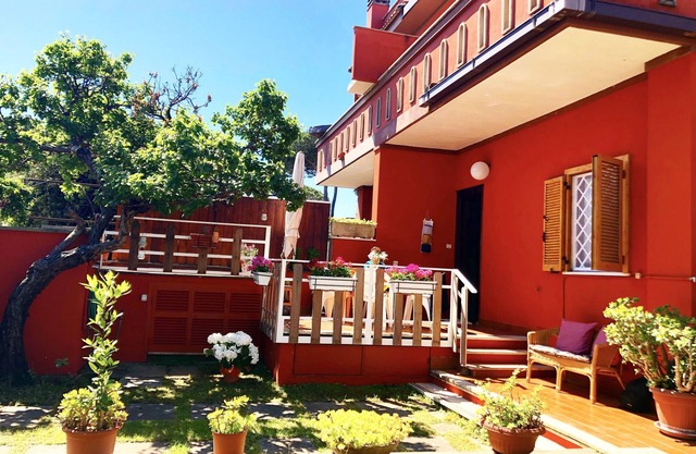 Encantadora villa cerca de la playa.