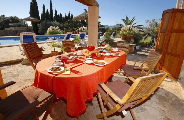 Villa con Piscina, Barbacoa, Wifi, Chimenea, Patio, Terraza, Ideal para Familias