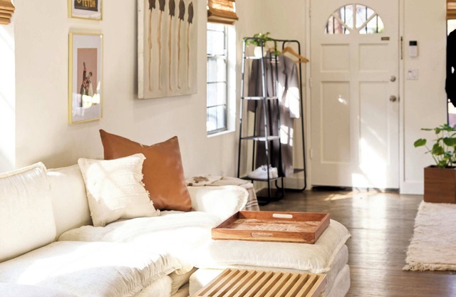 Lovely Walkable East Sider Near Downtown