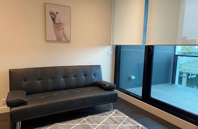 Lovely west Melbourne apartment