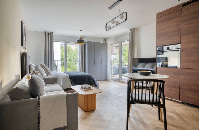 Lovely Wiedikon Studio w/ Storage & W/D, nr Transport, by Blueground