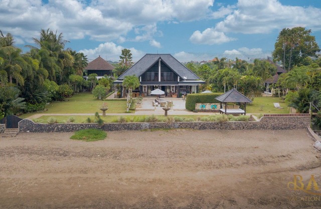 Lovina Luxury Pool Villa, Where Class and Style Converge at North Bali!