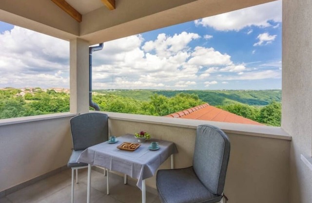 LOVOR - Relax in Greenery & Explore Istria