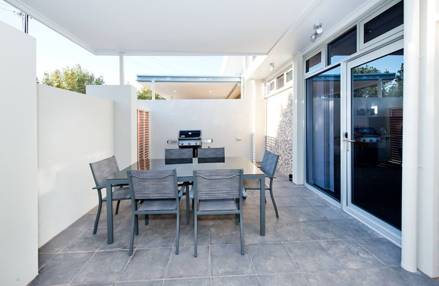 Loxton Courthouse Apartments