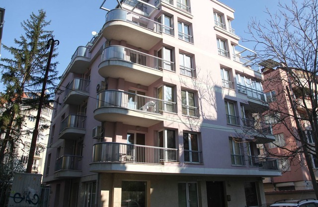 Lubata Apartments