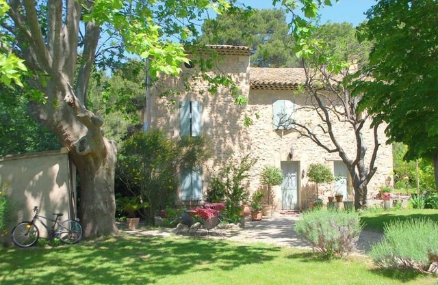 luberon Pretty stone bastide 8 / 15pers
