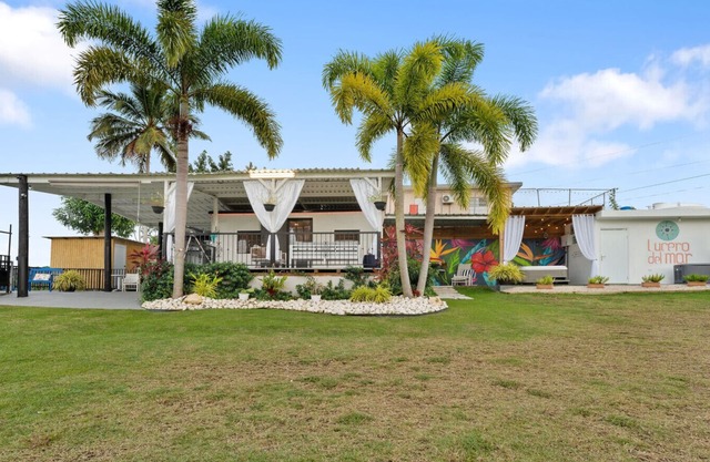 Lucero del Mar- jacuzzi and ocean views