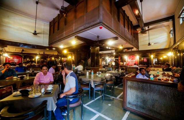 Lucky Hotel Bandra