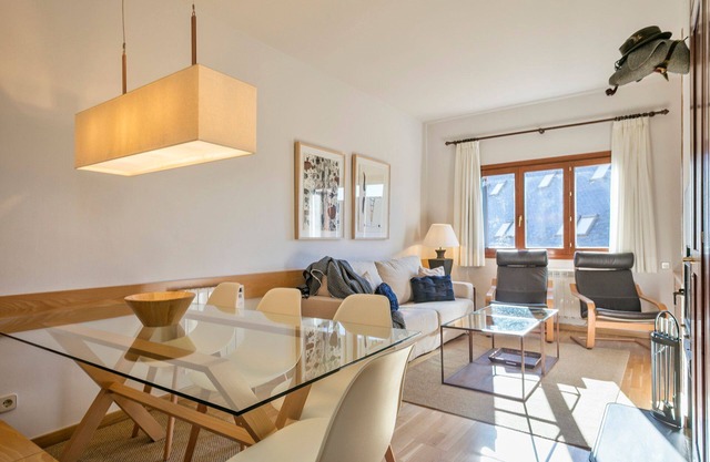 Luderna - Apartamento Tanau A1 Esquirós