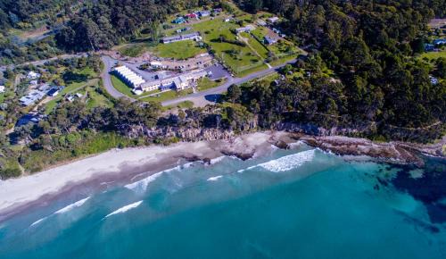 Lufra Beachside Hotel