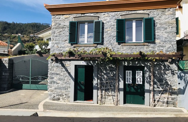 Casa Lugar da Ribeira, aire acondicionado y terraza con vistas al mar.
