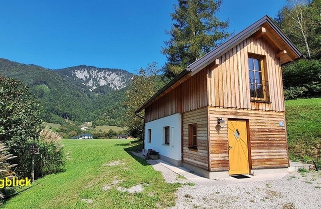 Luis Haus - Holiday home, separate toilet and bath/shower, 1 Sc