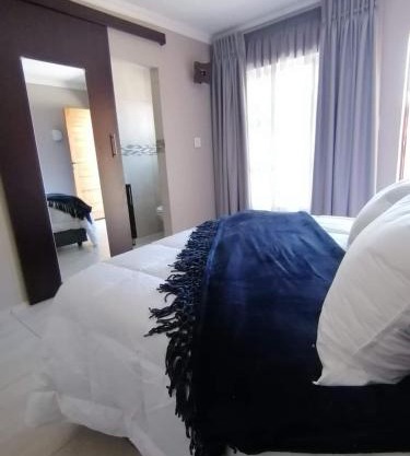 Lukhanya Guesthouse