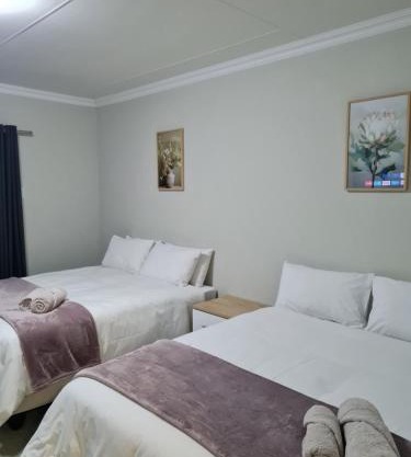 Lukhanyo Guest House