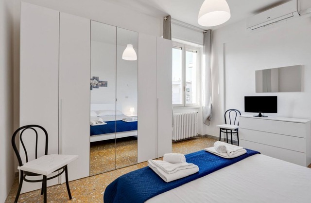 Lulli Cozy Apartment with Balcony