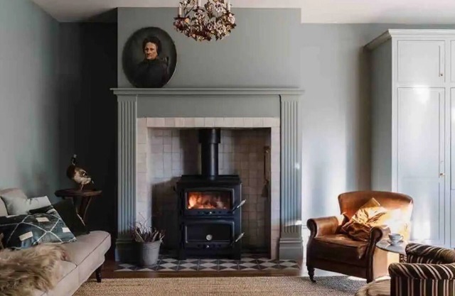 Lumière Lodge ~ Private Cottage in Old Hobart Town
